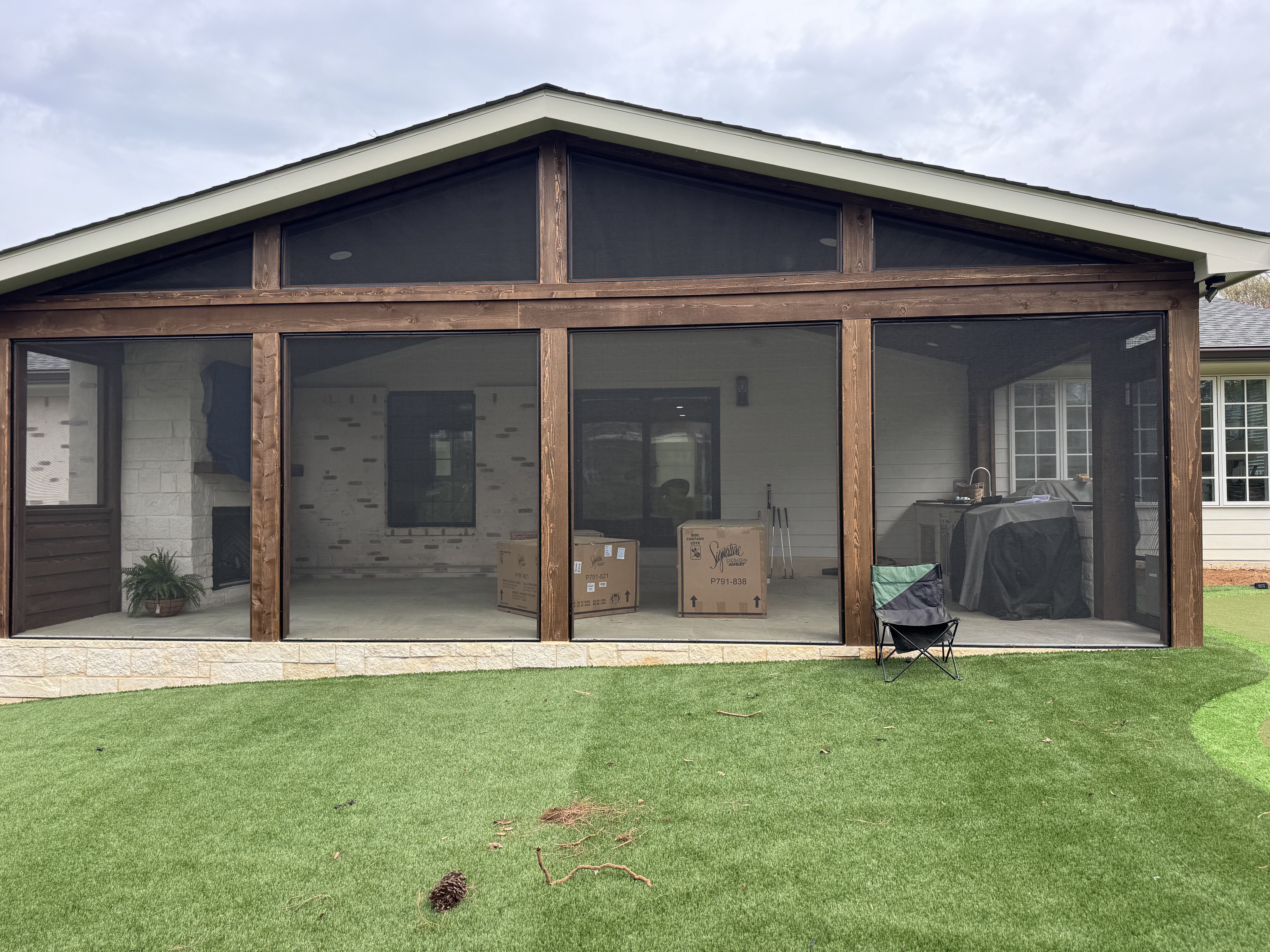 How to Choose an Outdoor Construction Contractor in Atlanta: The Complete Guide